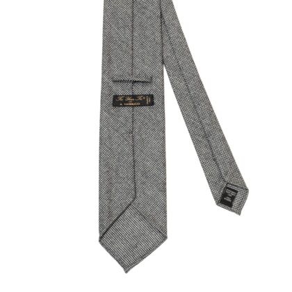 Tie your tie – Established by Franco Minucci in 1984