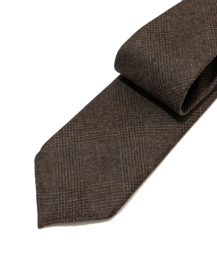Tie your tie – Established by Franco Minucci in 1984